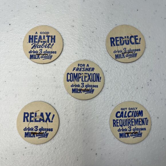 Vintage Lot 25 Milk Bottle Caps Blue & White Dairy Collectible 5 of 5 designs - Picture 2 of 4